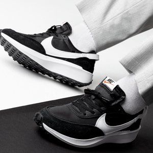New NIKE Waffle Debut Athletic Sneakers Shoes Casual Mens Black White All Sizes